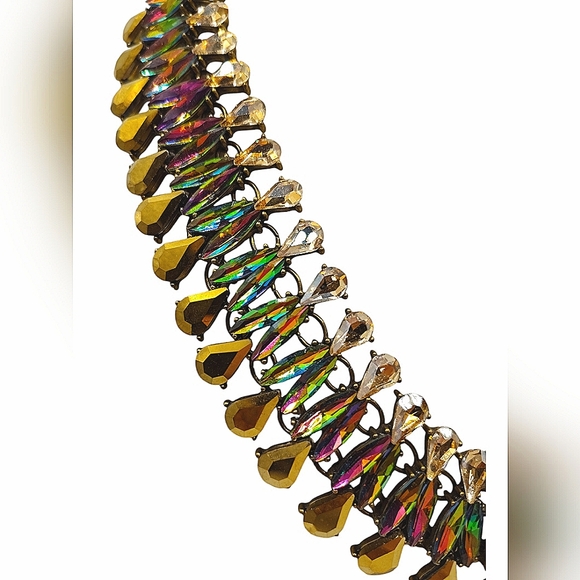 LOGO by Lori Goldstein Peacock Plumes Gold Tone Statement Necklace - Picture 3 of 7